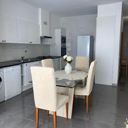 Cosy 3-bedroom Apartment Portimao