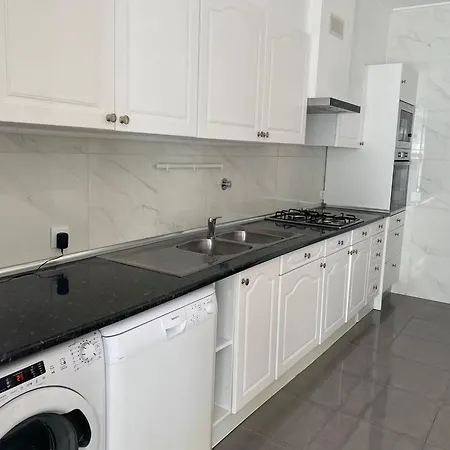 Cosy 3-bedroom Apartment Portimao